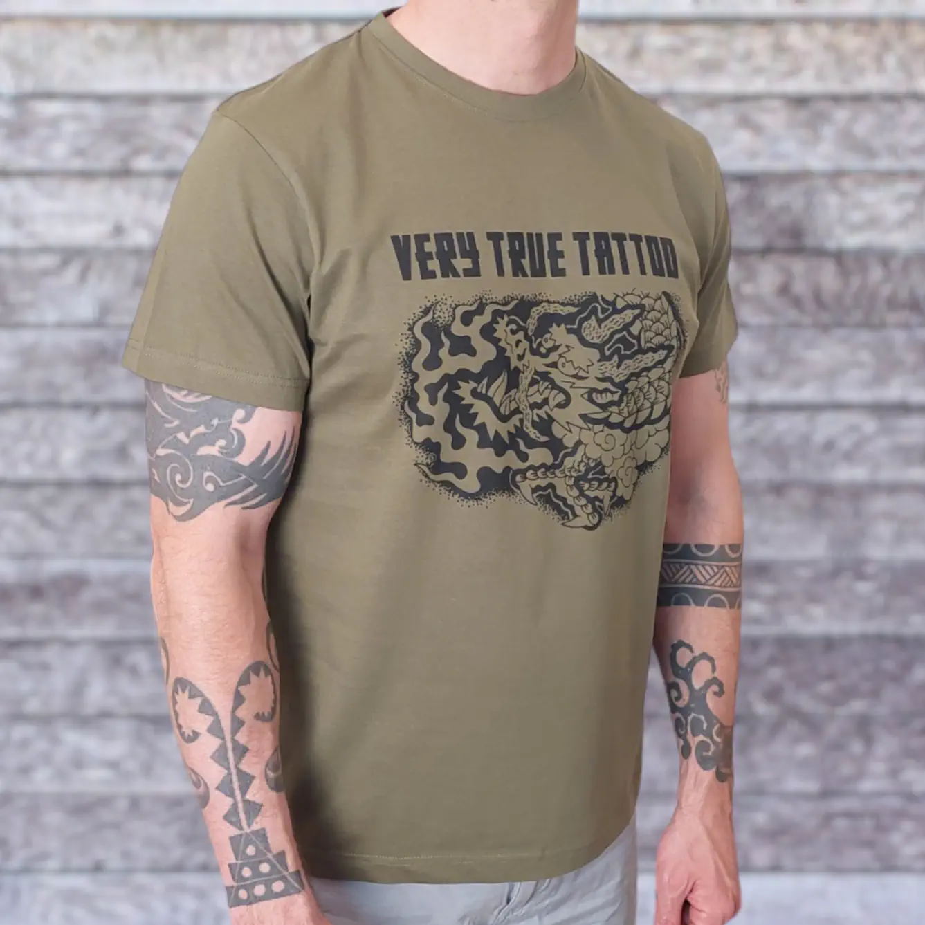 Wise Dragon tattoo t-shirt khaki