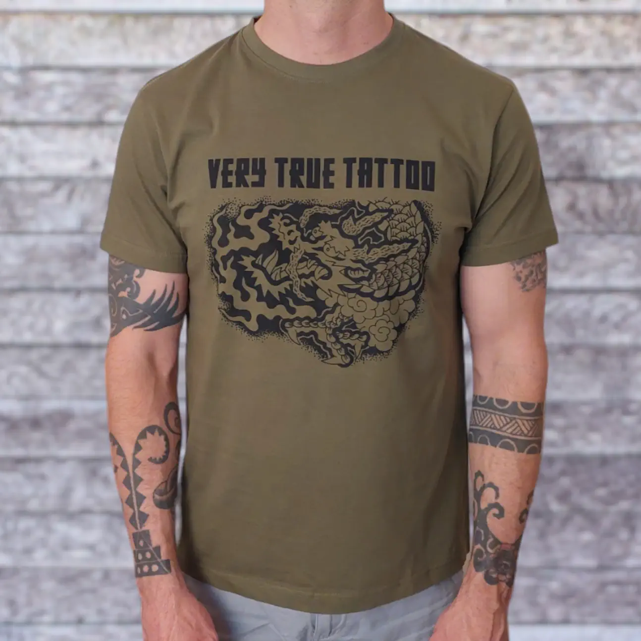 Wise Dragon tattoo t-shirt khaki
